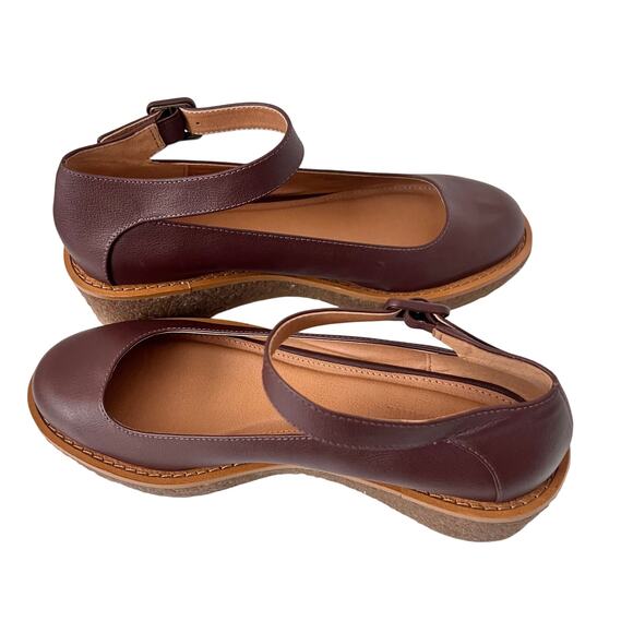 Cooperative Crepe-Sole Leather Mary Jane Women size 8 M - Picture 1 of 11